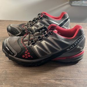 Salomon XR Crossmax Womens Size 7.5 Running Shoes